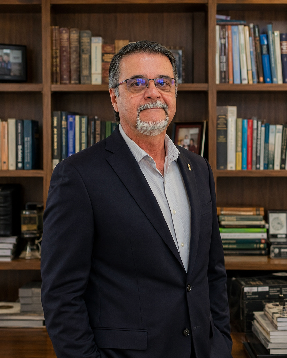 Pastor Elton Pinto